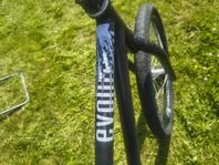24" Dirt cykel