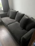 Grå soffa med divan/fotpall