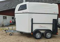Hästtransport i nyskick