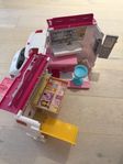 Barbie ambulans