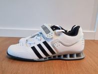 Oanvända Adidas Adipower tyngdlyftningsskor 41 1/3