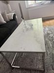Säljer soffbord och sidobord i elegant marmor-look