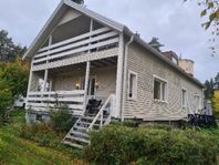 Central Villa i lugnt område nära skola o dagis