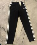 Adidas mjukisbyxor