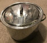 Stor rostfri gryta, 10 liter. Märke: OPA