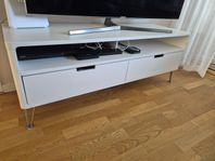 Tv-bänk