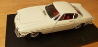 VOLVO 1800 s P1800 1:18 modell