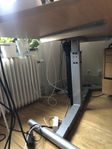 Elektriskt Höj och Sänkbart skrivbord 