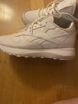 Reebok skor stl 39