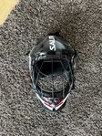 innebandy hjälm