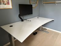 Höj- och sänkbart skrivbord
