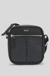 Hugo Boss axelremsväska