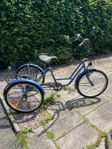 Stabil trehjuling för vuxna och bekväm cykling