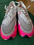 Nike Vaporfly next% 2, strl 40,5 som nya Löparskor