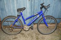 Mountainbike Cresent reparationsobjekt