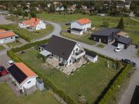 VILLA MED MÅNGA MÖJLIGHETER.