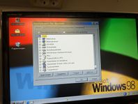 Snabb retro speldator med Windows 98
