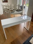 Skrivbord/sminkbord från ikea