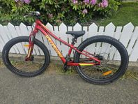 Barncykel Specialized, 24 tums. 