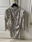 Klänning xs leopard helt ny! 