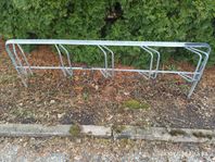 Cykel ställ / parkering för 5 cyklar.
