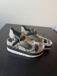 ASH sandaler
