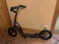 Stiga Air Scooter större sparkcykel 