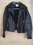 Ny! VILA skinnjacka stl XS