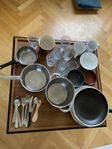 Kökspaket - kastruller, stekpannor, bestick, muggar, glas