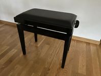 Justerbar pianopall