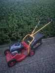 KLIPPO COBRA GRÄSKLIPPARE MED UPPSAMLARE OCH DRIVNING 