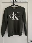 Äkta Calvin Klein tröja storlek M