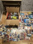 flyttlåda med äldre Lego