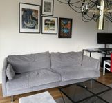 Grå soffa 