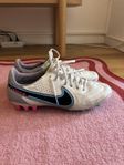 NIKE TIEMPO LEGEND 9 ELITE FG BLAST