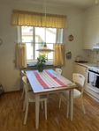 Köksbord med 4 stolar ”Österbymo”
