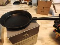 Gjutjärnsstekpanna Ronab ca 26cm i diameter 