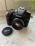 Nikon D7000 med 50mm 1.8 Series E