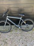 Grå cykel 
