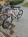 21 växlad vit mountainbike 26"
