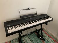 Keyboard - Alesis Recital PRO 88