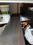 Två IKEA hyllor ca120cm