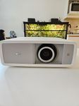 Sanyo PLV-Z700 projektor + 90" bioduk med ram