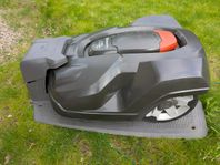 Husqvarna Automower 430X med laddstation