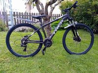 TREK MARLIN 6 / 27,5 TUM 24 VÄXLAR 