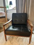Retro fåtölj i äkta läder & teak – 60-/70-tal