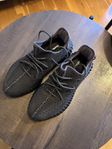 Yezzy Boost 350 V2 Black non reflective
