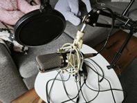 Tonor BM 700 condenser microphone