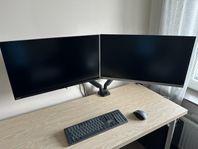 ACER 28" 4k skärmar (2st) & stativ