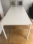 Muuto Base Table